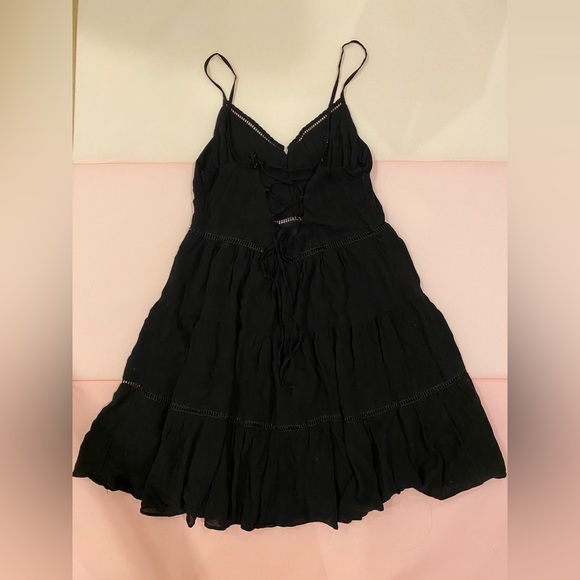 Kimchi and blue urban outfitters pansy tiered black summer mini dress size 2 - Picture 3 of 5